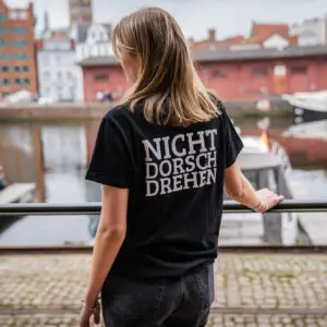 T-SHIRT NICHT DORSCHDREHEN